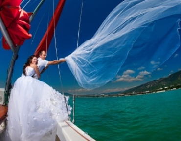 Яхта на свадьбу в Сочи 